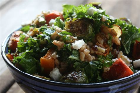 Kale Farro Salad with Crispy Tofu - calories, carbs, nutrition