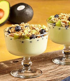 Layered Parfait Yogurt Citrus Avocado Greek Non Fat - calories, carbs, nutrition