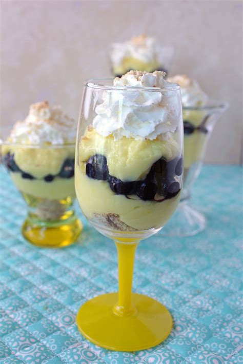 Lemon Berry Parfait - calories, carbs, nutrition