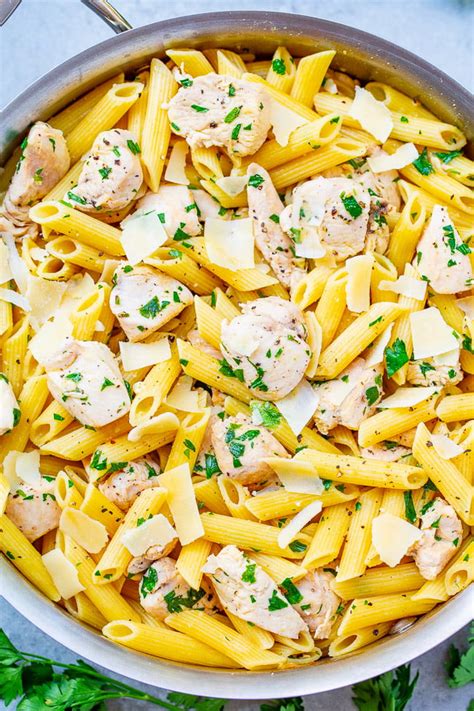 Lemon Butter Fettuccine, Peas & Chicken - calories, carbs, nutrition