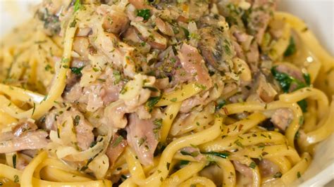 Linguine with Mushrooms & Tarragon - calories, carbs, nutrition