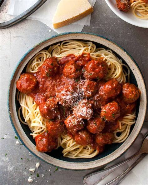 Little Italy Meatballs with Pasta - calories, carbs, nutrition