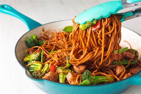 Lo Mein Salad - calories, carbs, nutrition