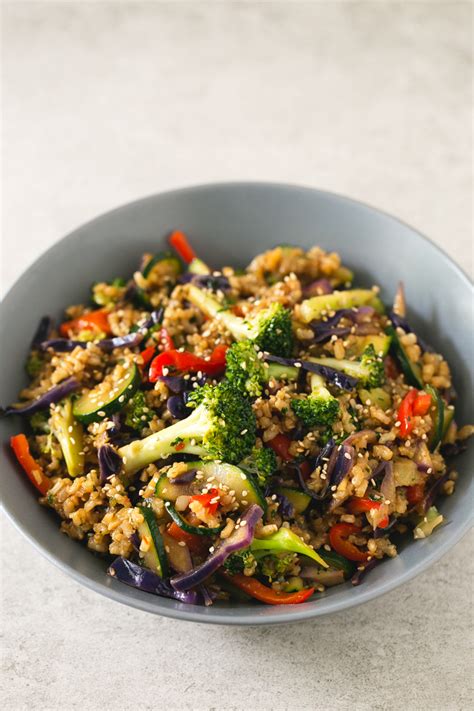 Long Grain Rice and Veggie Stir Fry - calories, carbs, nutrition