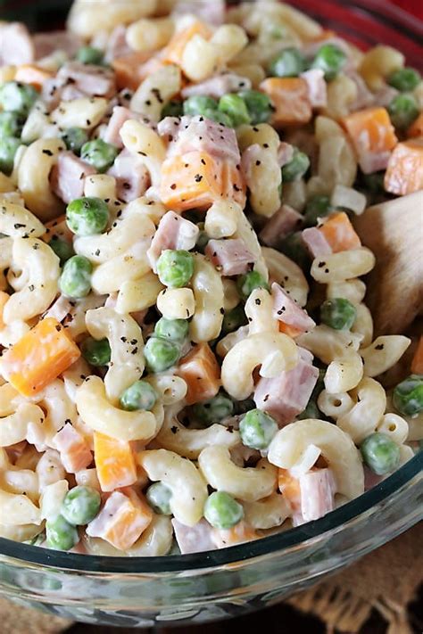 Macaroni and Cheese with Ham - calories, carbs, nutrition