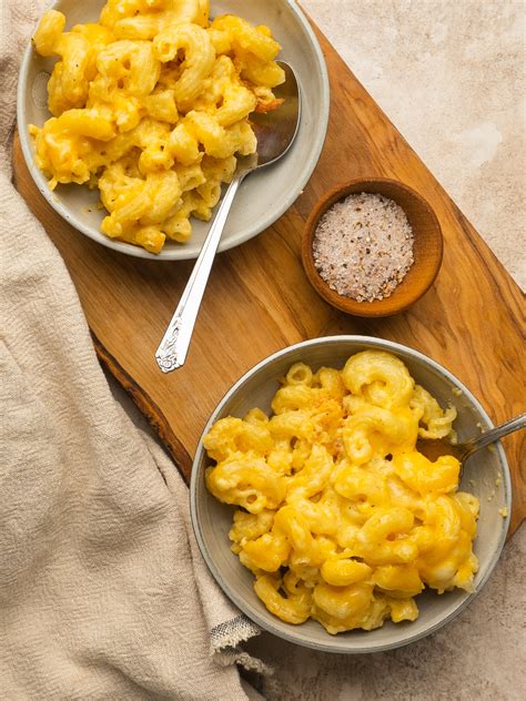 Macaroni & Cheese Old Fashioned 1/2 Cup - calories, carbs, nutrition