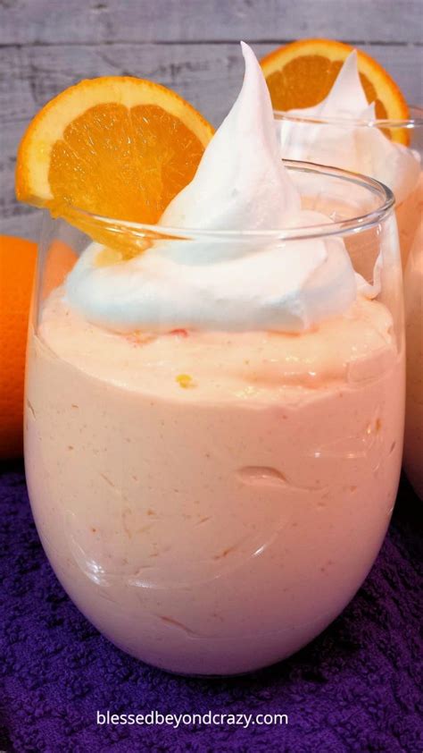 Mandarin Orange and Walnut Parfait - calories, carbs, nutrition