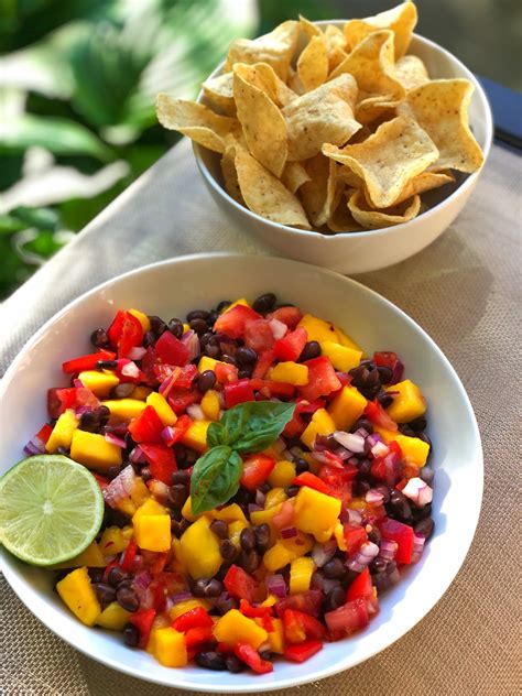 Mango and Black Bean Salsa - calories, carbs, nutrition