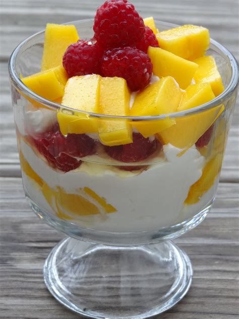 Mango Pineapple Raspberry Yogurt Parfait - calories, carbs, nutrition