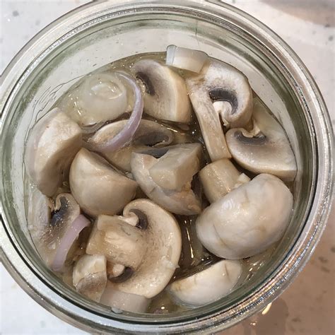 Marinated Mushroom Salad, Button Mushrooms - calories, carbs, nutrition