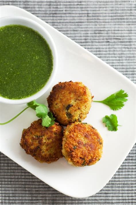 Masala Fish Cake with Cilantro Chutney Aioli - calories, carbs, nutrition