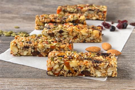 Matzo Granola Bar with Dried Fruit Pumpkin Seeds - calories, carbs, nutrition