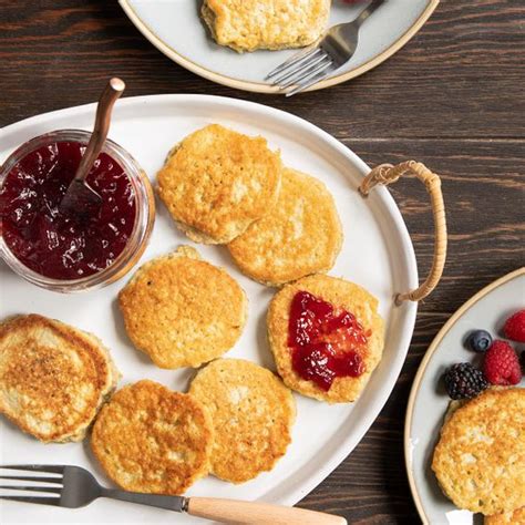 Matzo Pancakes - calories, carbs, nutrition