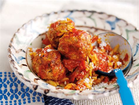 Meatballs Spicy Arrabiata Beef Mushroom & Pork Plate - calories, carbs, nutrition