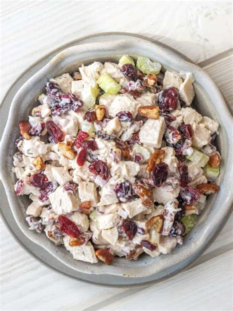 Mediterranean Deli Armenian Cranberry Pecan Salad - calories, carbs, nutrition