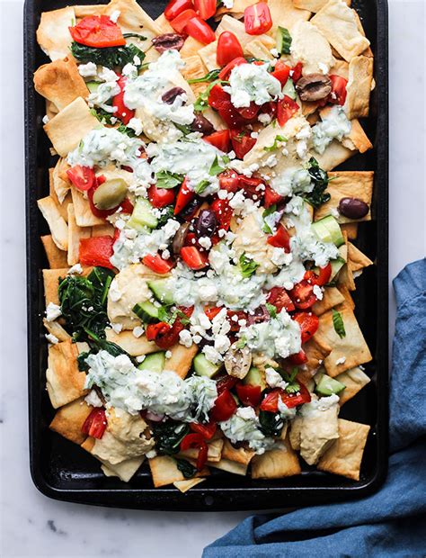 Mediterranean Nachos - calories, carbs, nutrition