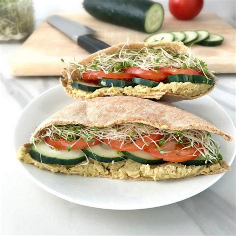 Mediterranean Veggie Pita - Mindful - calories, carbs, nutrition