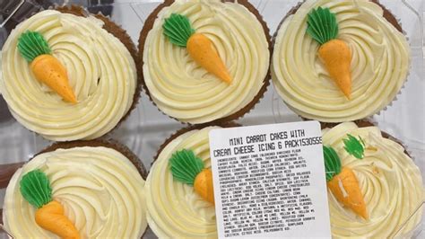 Mini Carrot Cake - calories, carbs, nutrition