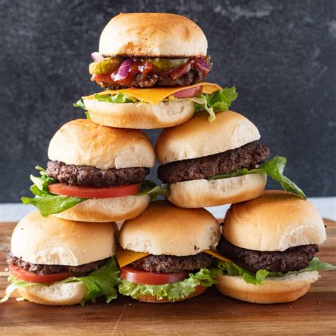 Mini Cheeseburger Sliders - calories, carbs, nutrition