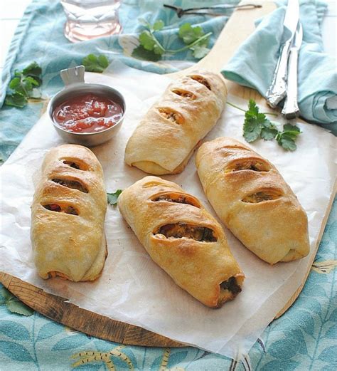 Mini Southwest Breakfast Stromboli - calories, carbs, nutrition