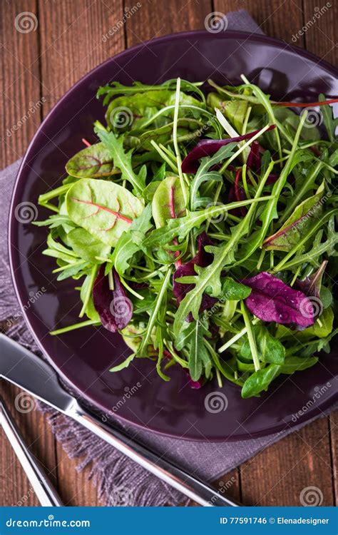 Mixed Greens with Mache - calories, carbs, nutrition