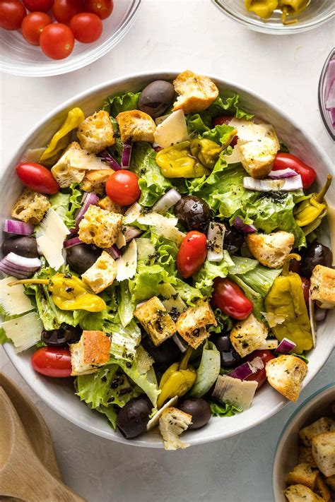 Mixed Italian Salad - calories, carbs, nutrition