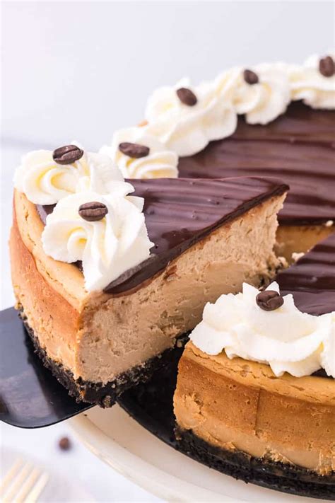 Mocha Cheesecake Round - calories, carbs, nutrition