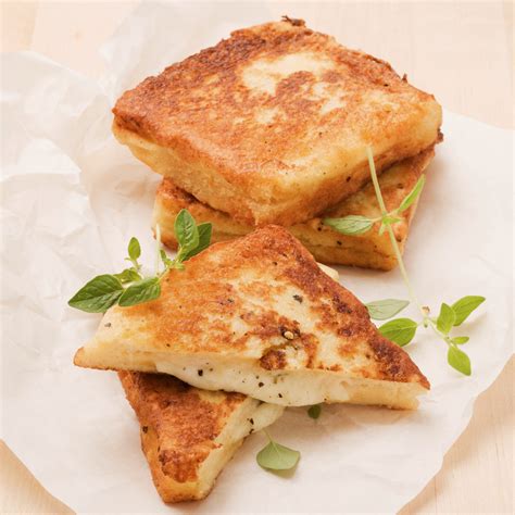 Mozzarella in Carrozza - calories, carbs, nutrition