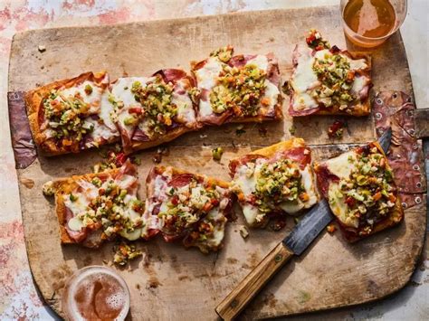 Muffuletta Pizza - calories, carbs, nutrition