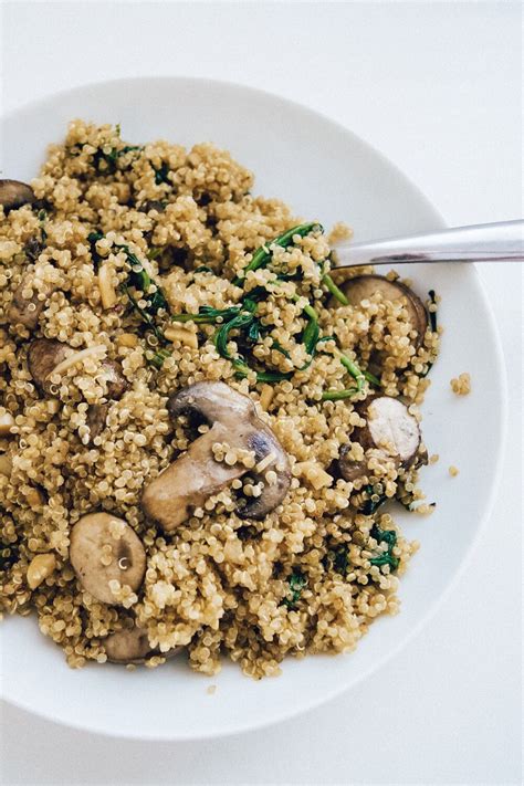 Mushroom & Almond Quinoa - calories, carbs, nutrition