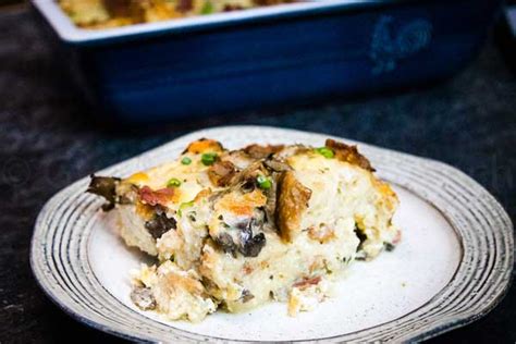 Mushroom Cheese Strata - calories, carbs, nutrition