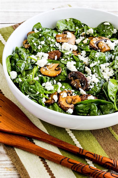 Mushroom Spinach Salad - calories, carbs, nutrition