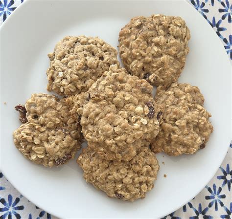 Oatmeal Raisin Cookie (74040.1) - calories, carbs, nutrition