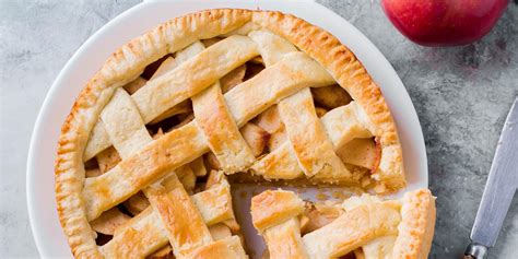 Old-Fashioned Apple Pie - calories, carbs, nutrition