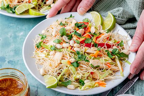 Oriental Chicken Noodle Salad - calories, carbs, nutrition