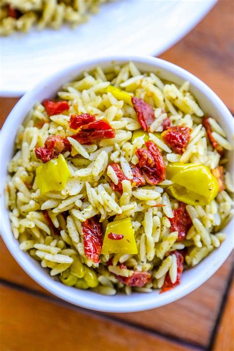 Orzo with Sun-dried Tomato & Walnuts - calories, carbs, nutrition