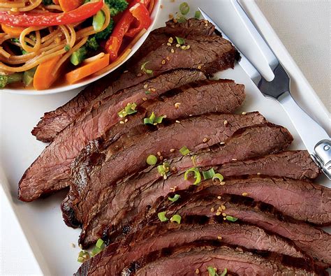 Pacific Rim Grilled Steak Salad - calories, carbs, nutrition