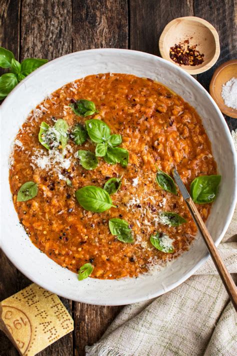 Pan-Fried Parmesan & Basil Risotto Cake with a Tangy Tomato Ratatouille - calories, carbs, nutrition