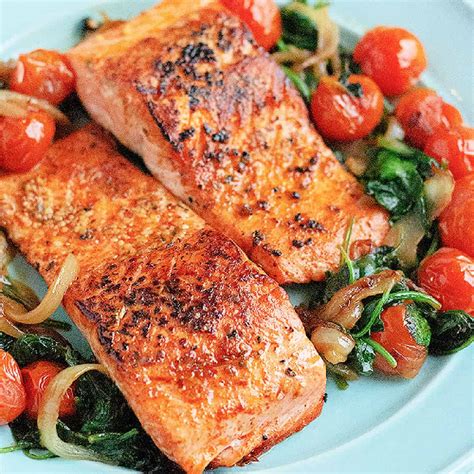 Pan-Fried Salmon on a bed of Spinach and Drizzled with Salsa Verde - calories, carbs, nutrition