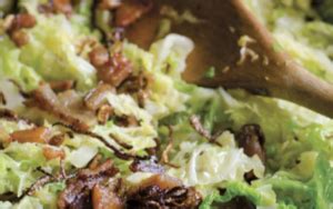 Pan-fried Savoy Cabbage with Crispy Bacon and Cream - calories, carbs, nutrition