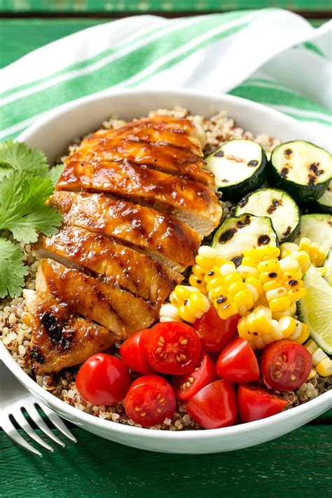 Pan Seared Quinoa Chicken Breast with Lentil Wild Rice Salad, cooked Chard, and Walnut Vinaigrette - calories, carbs, nutrition