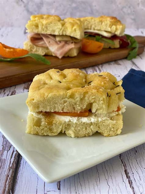 Panini Siciliano Focaccia CMP - calories, carbs, nutrition