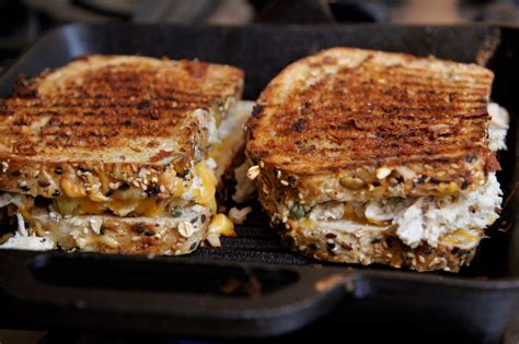 Panini Tuna Melt Classic Sunflower Multigrain - calories, carbs, nutrition