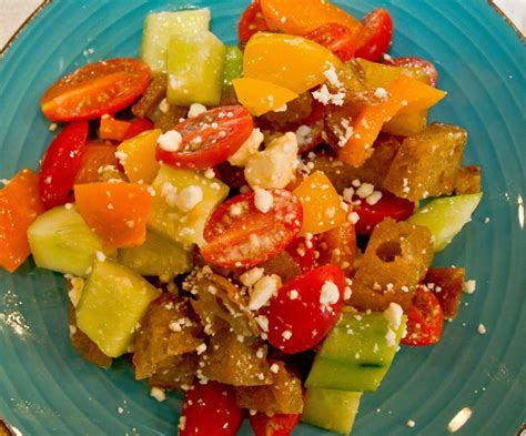 Panzanella Salad (28932.9) - calories, carbs, nutrition