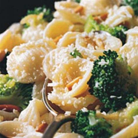 Pasta Orecchiette Broccoli & Pine Nuts - calories, carbs, nutrition