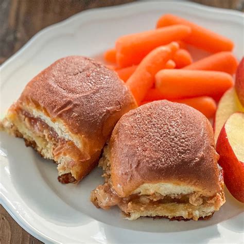 PB&J Sliders - calories, carbs, nutrition