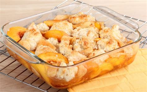 Peach Cobbler with Biscuit Topping - calories, carbs, nutrition