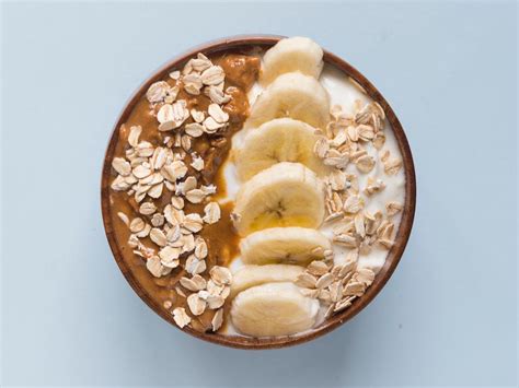 Peanut Butter & Banana Oatmeal - calories, carbs, nutrition