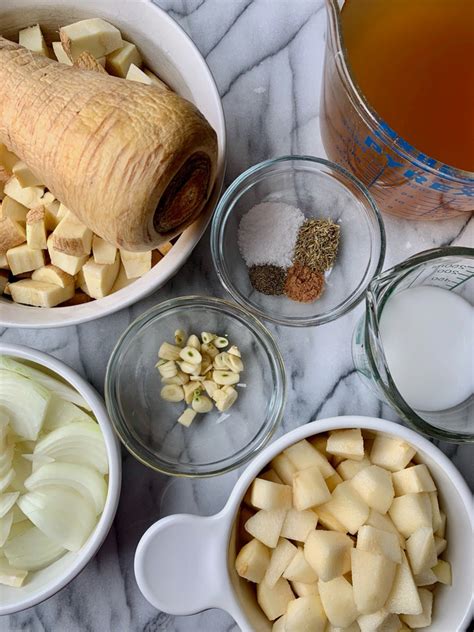 Pear & Parsnip Saute - calories, carbs, nutrition