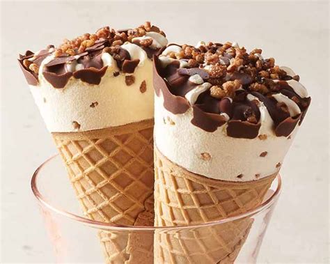 Pecan Praline Sundae Cone - calories, carbs, nutrition